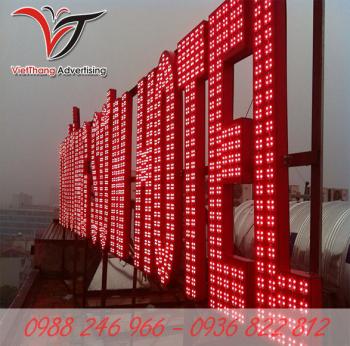 Biển quảng cáo chữ led nhà cao tầng