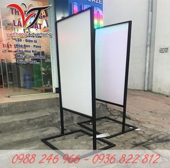 Khung standee